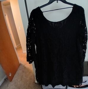 Black lace women's dress